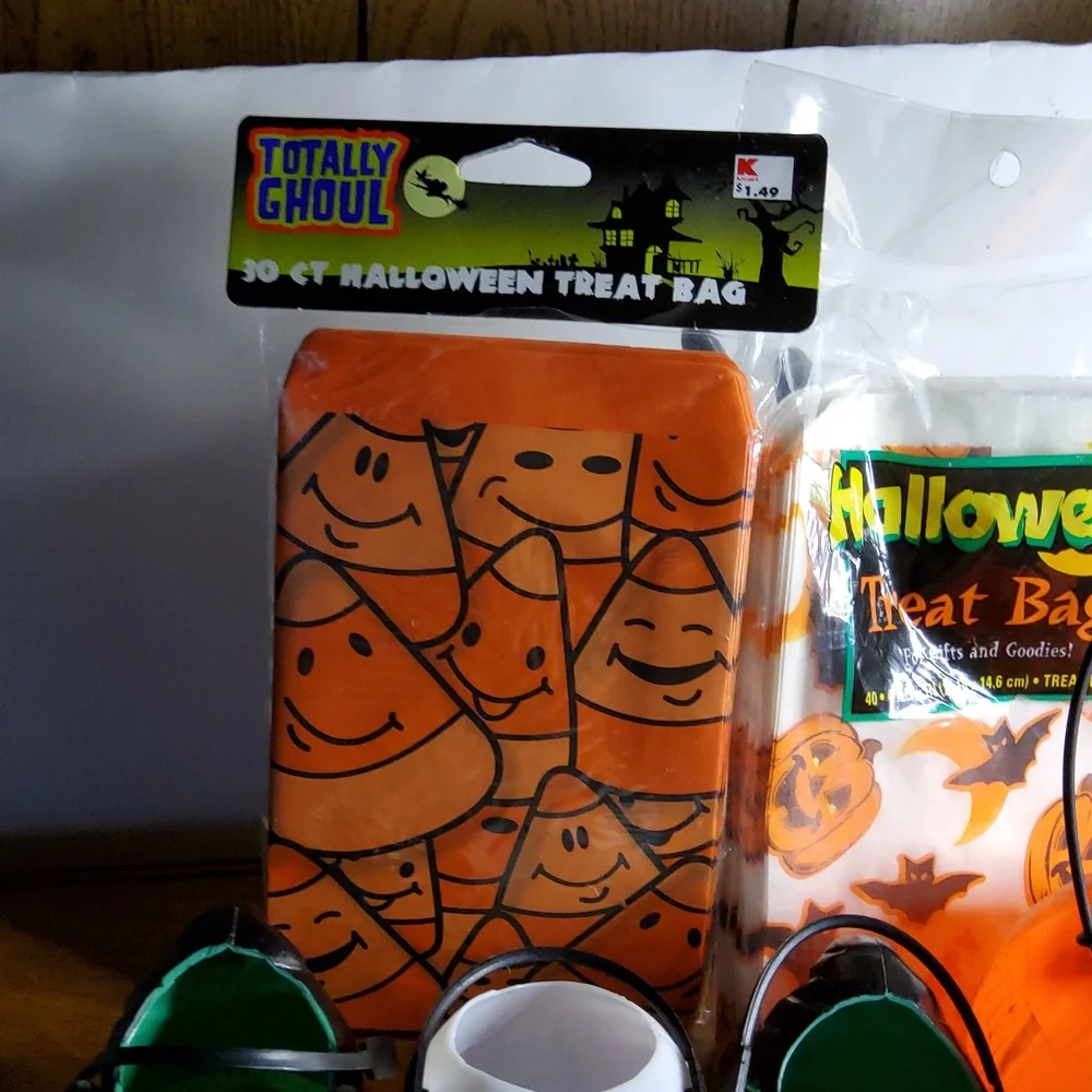 Vintage Holloween Treat Bags Candy Containers